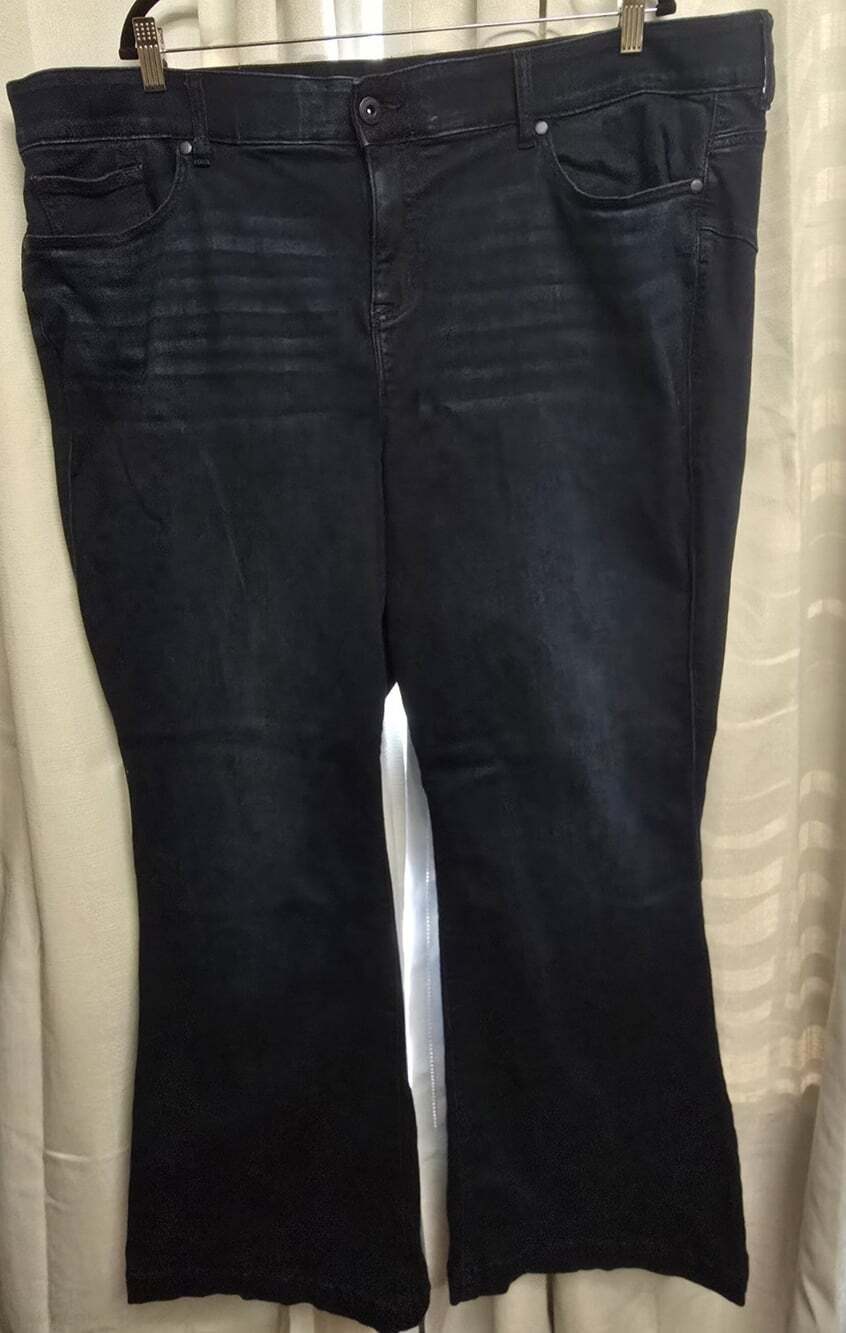 Torrid Plus Size 26R Bombshell Flare Super Soft Jeans Blue Denim High Rise